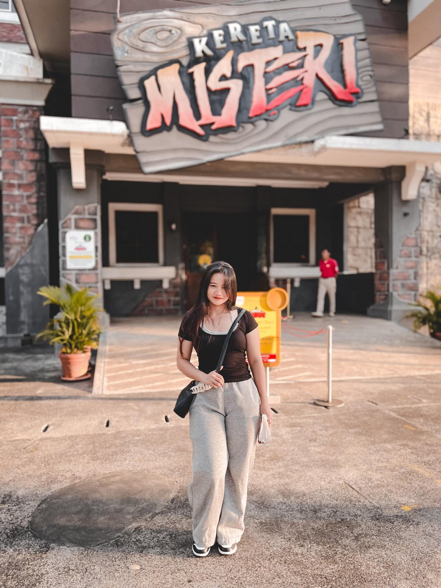 billesteryl's tweet photo. sumpah udh di titik pgn bgt ke dufan lagiiii https://t.co/AS30ejYXiz