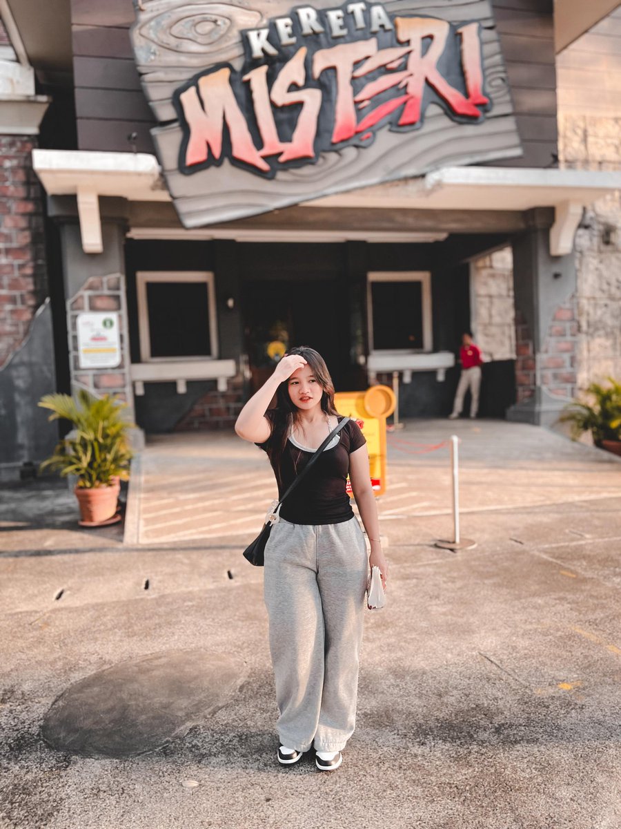 billesteryl's tweet photo. sumpah udh di titik pgn bgt ke dufan lagiiii https://t.co/AS30ejYXiz