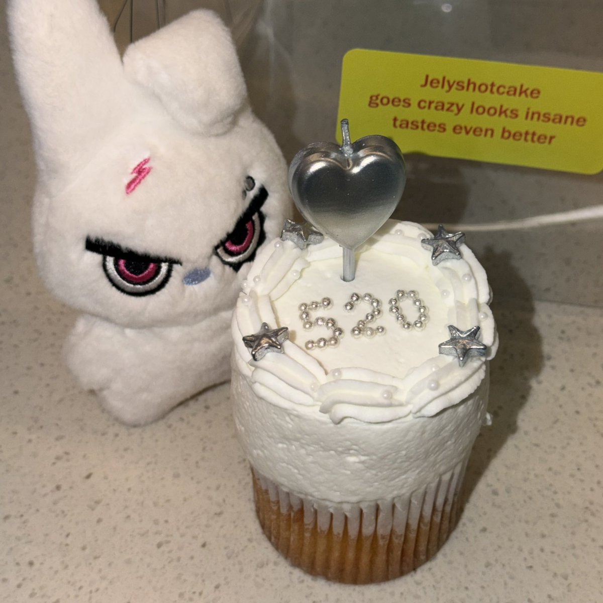 deadline520's tweet photo. 🧁 𝙃𝘼𝙋𝙋𝙔 𝘽𝙄𝙍𝙏𝙃𝘿𝘼𝙔 🧁

想給你世間所有的浪漫♡ ༘*.ﾟ

#小鬼王琳凯0520生日快乐 https://t.co/fhcEoJYCwy