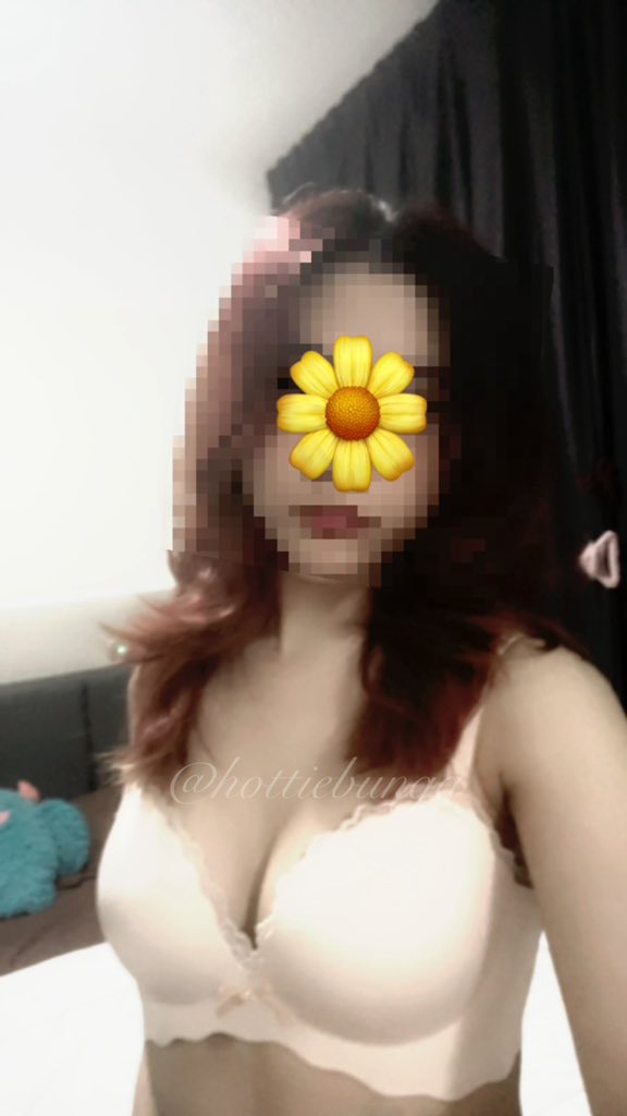 hottiebunga's tweet photo. im bored. hbu :) https://t.co/ypZrhvVpCe