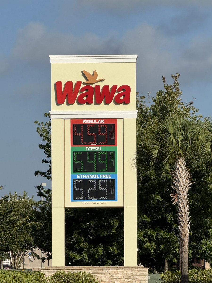 UAHist's tweet photo. May 19, Jacksonville, FL. What a jump! Reg and eth free up 51 cents and diesel is up 45 cents! Prices jump and the grifter-in-chief has a photo op for that BS ballroom that he wants to use a billion of our tax dollars?! Enough! Vote these co-conspirators and appeasers out in Nov. https://t.co/f0TDicEjL6