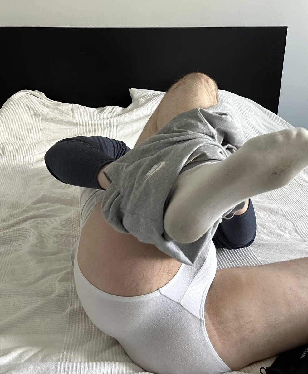 dear35mm's tweet photo. 💝 #gay #bulge #underwear #socks https://t.co/VAnTulf7o9