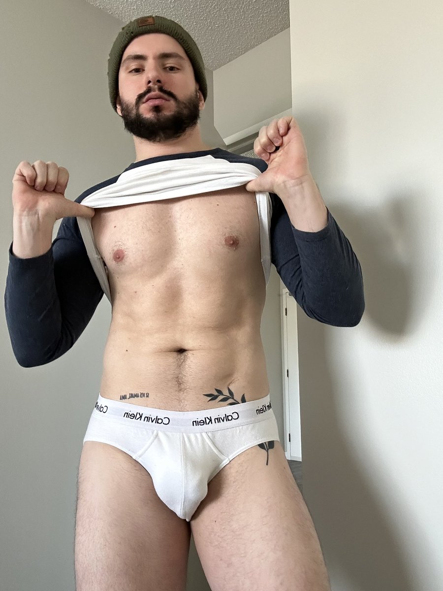 dear35mm's tweet photo. 💝 #gay #bulge #underwear #socks https://t.co/VAnTulf7o9