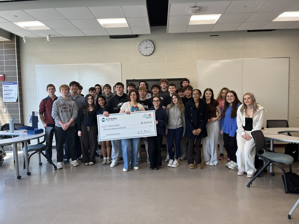 AbingtonSenior's tweet photo. Citadel Heart of Learning Award Honors ASHS Social Studies Teacher https://t.co/QcXkRH6X95 https://t.co/oet30W7Tm7
