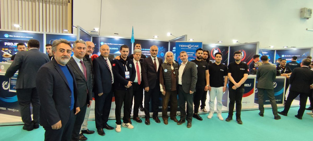 TurkavGenMrk's tweet photo. Genel Başkanımız Ebubekir Korkmaz ve Genel Başkan Yardımcımız Erkan Yılmaz; Ülkü Ocakları Eğitim ve Kültür Vakfı tarafından düzenlenen "Teknocak Teknoloji ve İnovasyon Festivali"ne katıldılar. https://t.co/zpEvlJBlb3