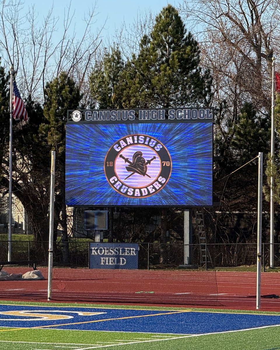 FormetcoSports's tweet photo. Endzone Upgrade in Buffalo, NY🏈
Canisius High School is ready to deliver game day clarity and brightness to engage fans in every second of the game. 
#Formetco #Scoreboards  #Upgrade  #FormetcoSports https://t.co/rNpz2sijPd