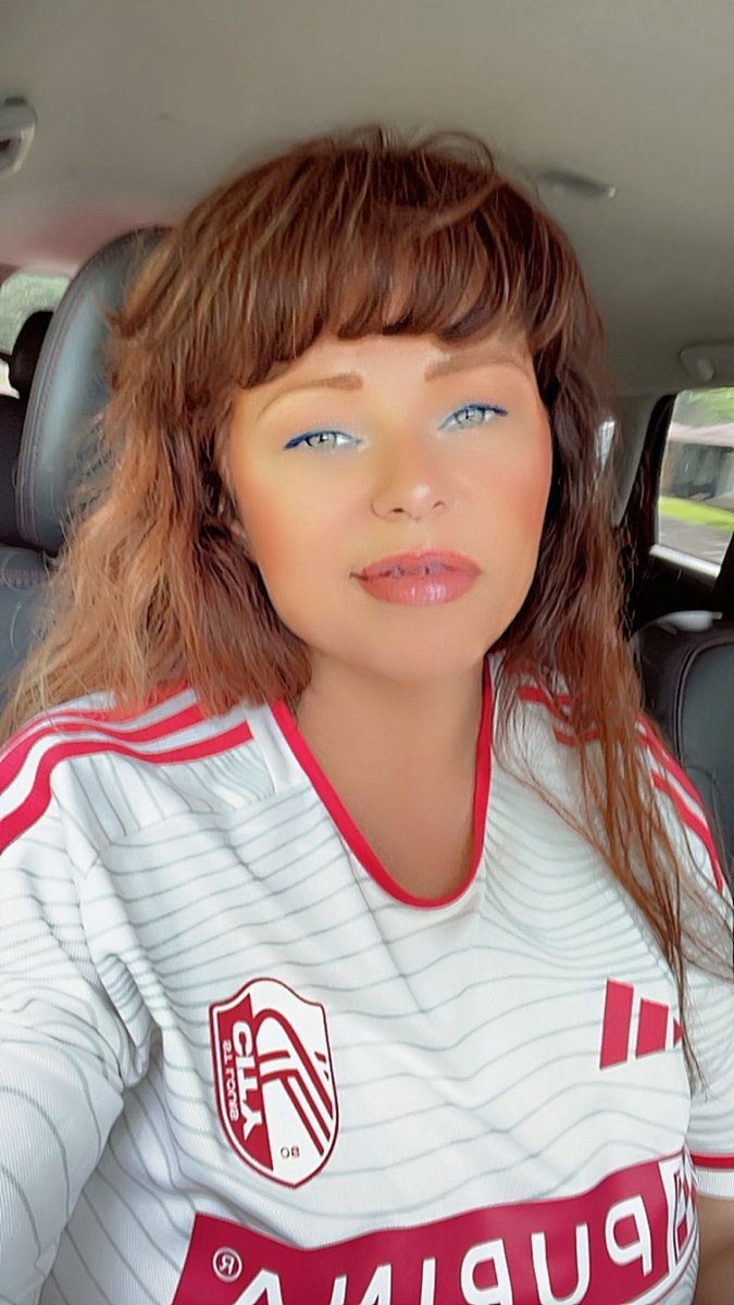 TheShowMeGirl's tweet photo. Cup Ready LFG CITY!!!! ♥️⚽️♥️⚽️ #AllForCITY #USOC  #ForTheCup #OpenCup⚽️ https://t.co/vbIBv6GsPu