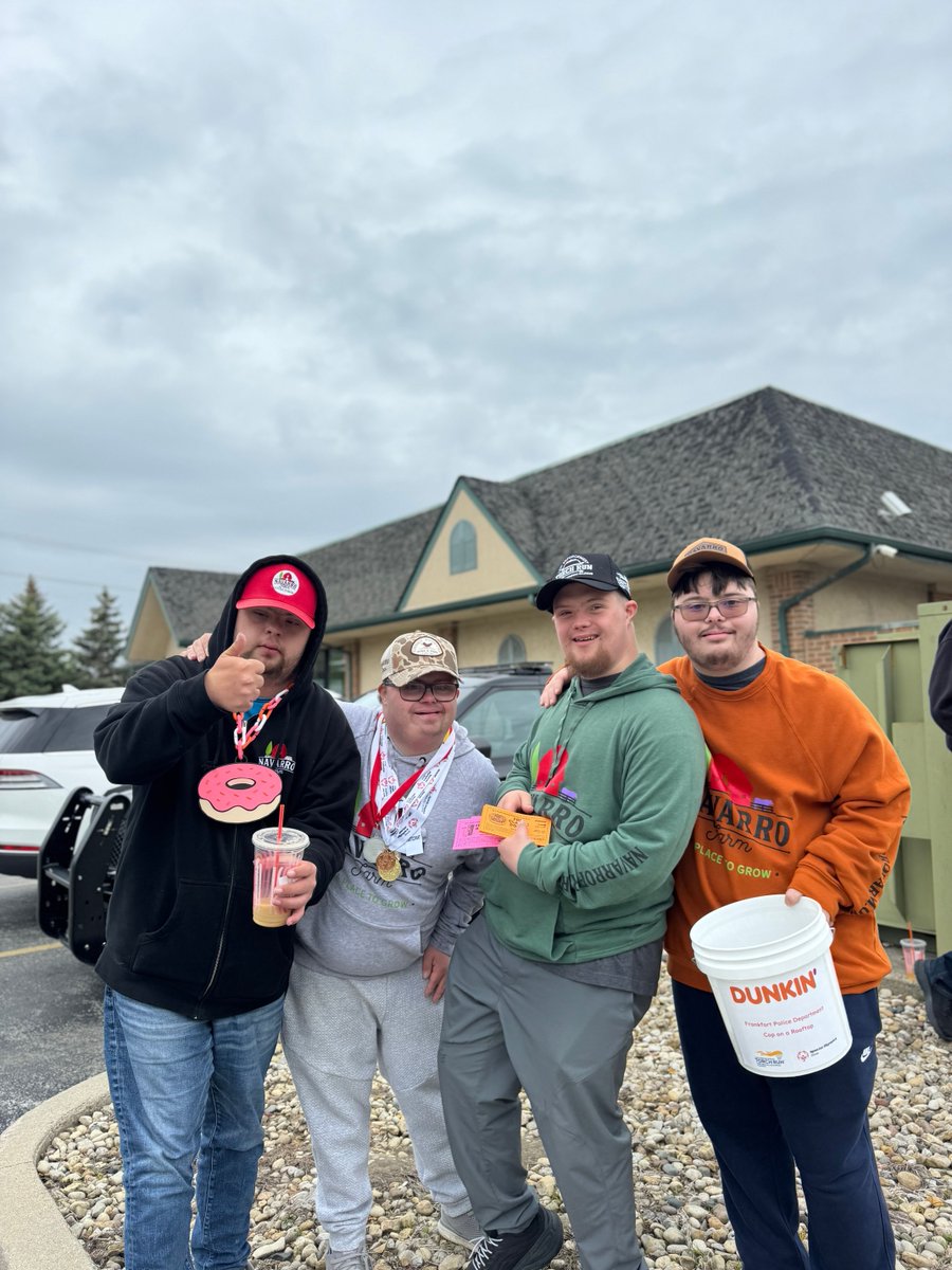 NavarroFarm's tweet photo. Such an amazing time at the Cop on a Rooftop supporting Special Olympics. A huge thank you to the Frankfort Police Department for putting together such an incredible fundraising. We are grateful for a community that continuously supports &amp; creates opportunities for individuals https://t.co/D22NgFGDpq