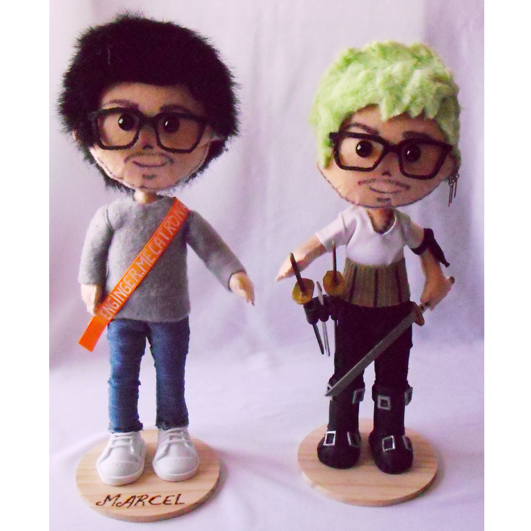 SweetsFofuchas's tweet photo. #sweetsfofuchas #manualidades #festividad #decoración #anime #fieltro #muñecos #onepieceanime #onepiece #zoro #ronroazoro #muñecospersonalizados https://t.co/QkhlgTUnhO