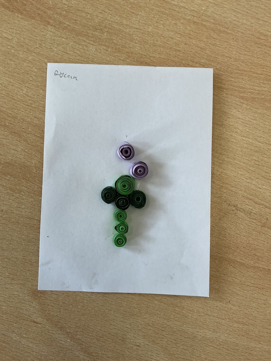 Timbercroftps's tweet photo. Year 5 have been practising their quilling skills. https://t.co/FZHMFfHfij