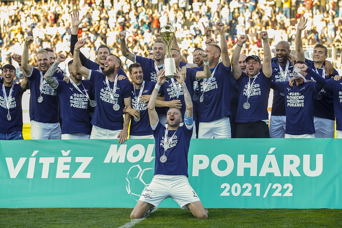Marek Janoš tweet media