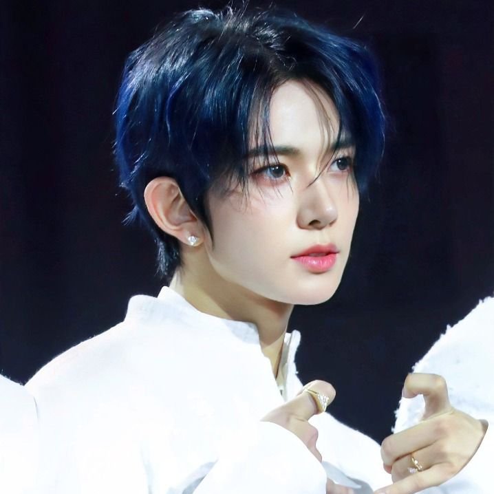 loh ENHYPEN IS 7. 💙 tweet media