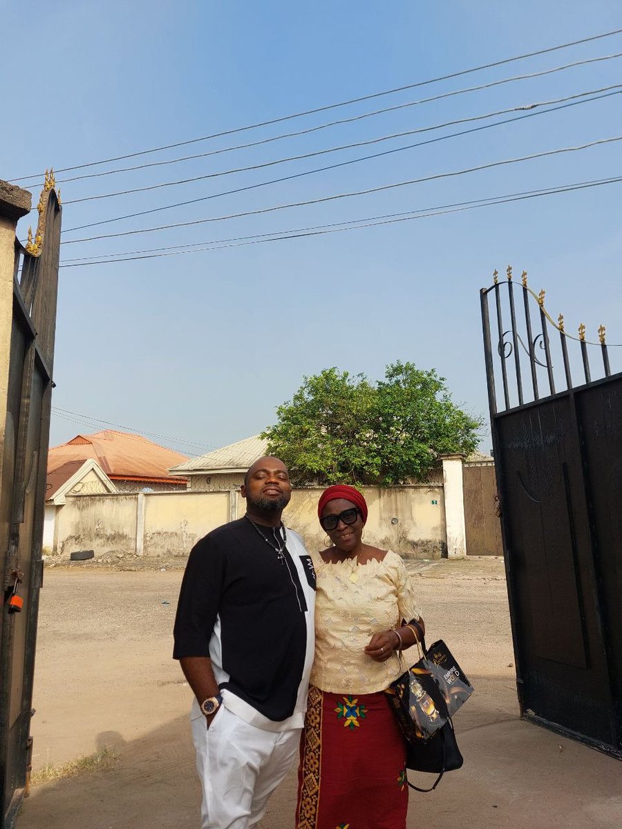 iamemekanobis's tweet photo. My mum passed on the 23rd of April, 2026. Thanks to everyone who supported during her fight with cancer. https://t.co/WD5Ab4ZBDY