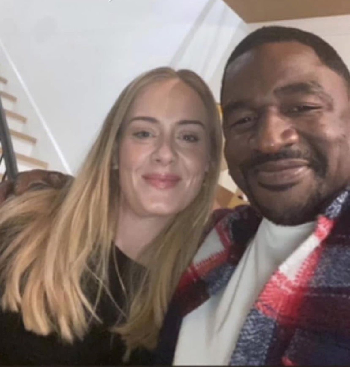 adelllylove's tweet photo. New photo of Adele! Oh how we miss her terribly 🥹 https://t.co/CSJgIkMmw8