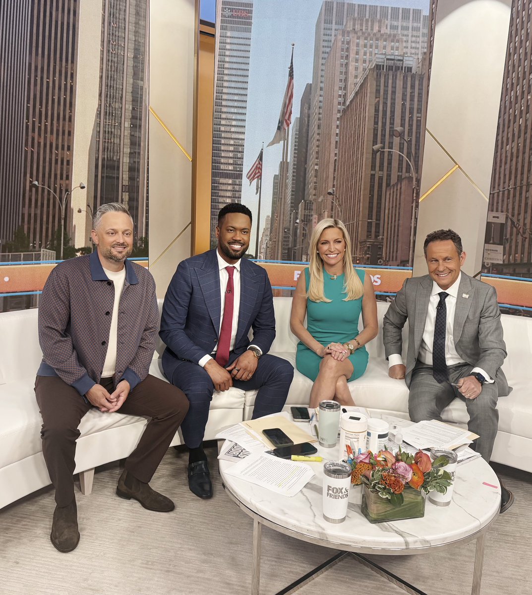 Ainsley Earhardt tweet media