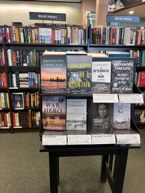 Slant Books tweet media