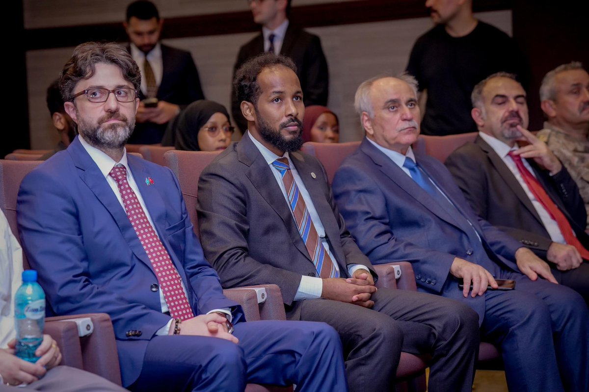 MoysFGS's tweet photo. H.E. @M_AbdikadirAli attended the 19 May Youth &amp; Sports Day celebration at the Embassy of Türkiye in Somalia, Congratulating the people of Türkiye, especially the youth on this historic national day. 🇹🇷🇸🇴 https://t.co/xJJErMrlBT