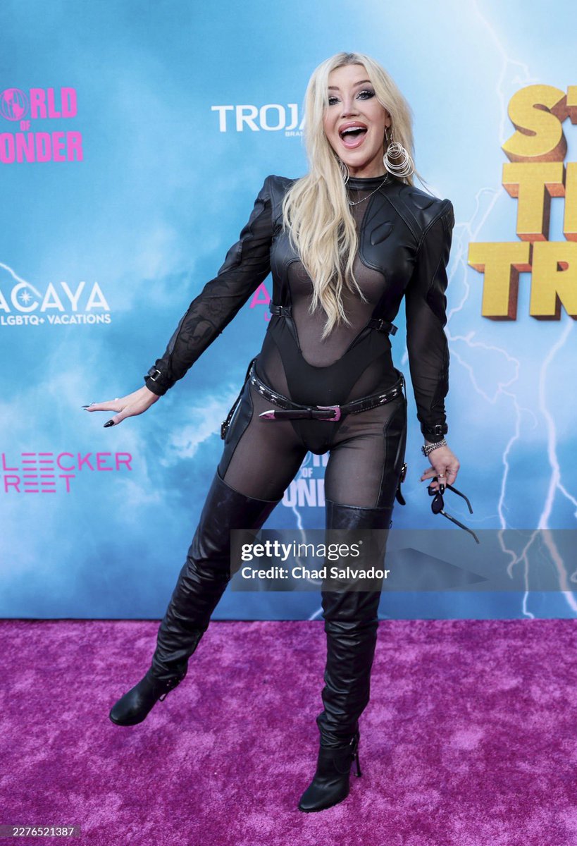 Drag Crave tweet media