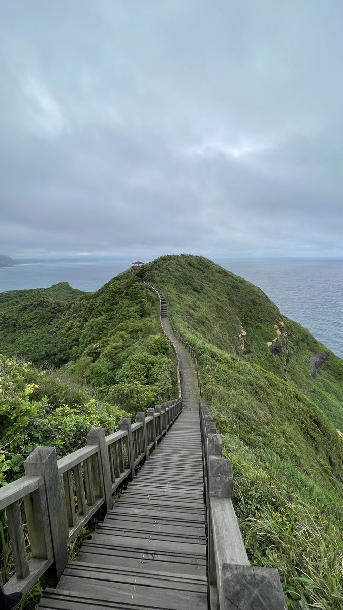 Retweet45w's tweet photo. ⛰️🌊🌱🌳 https://t.co/mkD3yiXZXn