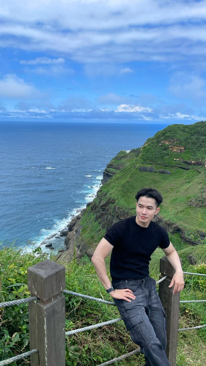 Retweet45w's tweet photo. ⛰️🌊🌱🌳 https://t.co/mkD3yiXZXn
