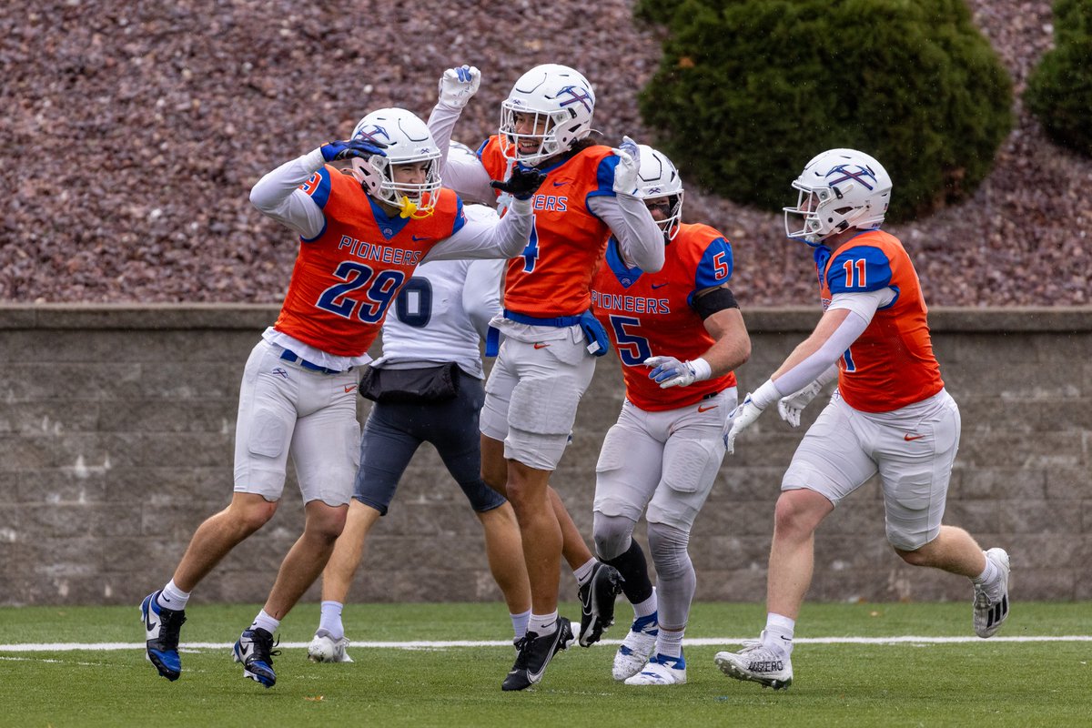RieseDraft's tweet photo. @Allenbt29 the last 4 years of Pioneer defense under @CoachBauder5:

2022: 21.6 ppg (5th in WIAC)
2023: 19.5 ppg (1st)
2024: 16.5 ppg (2nd)
2025: 18.9 ppg (2nd)

1st in WIAC in Sacks - 109 since '22
56 INTs since 2022
No 100 yard rushers allowed in 2023

#SwingTheAxe https://t.co/UF4nMzJFWD