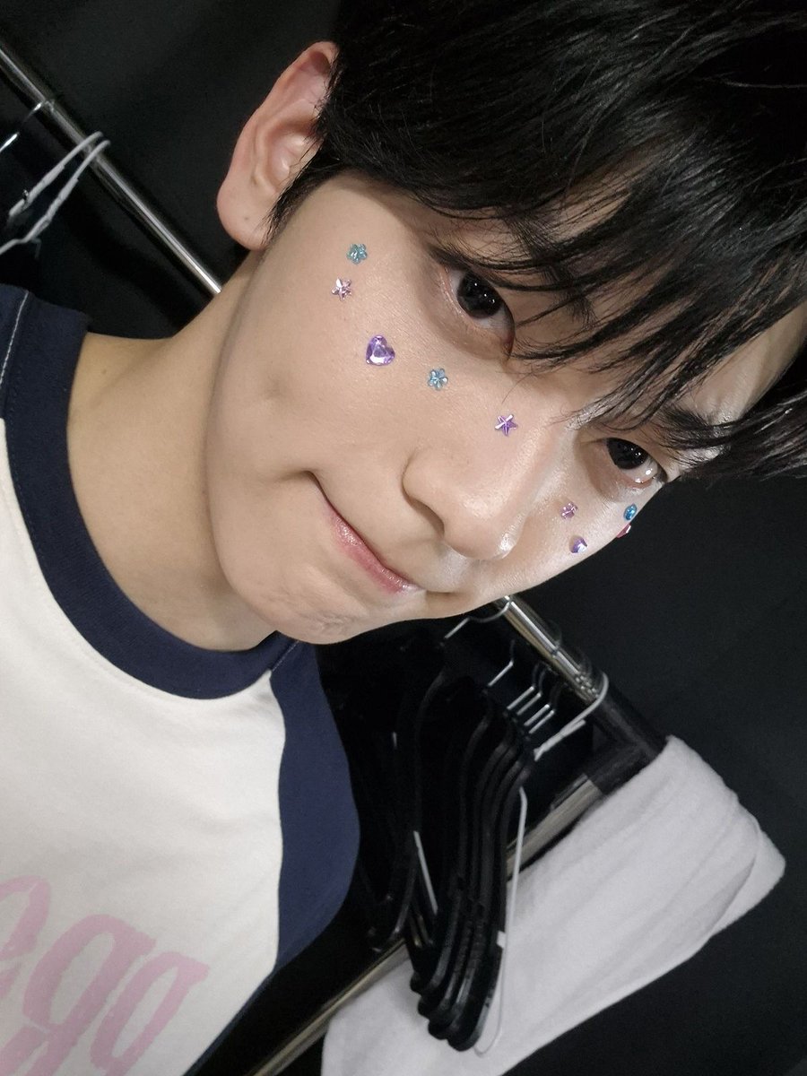 hourly soobin tweet media