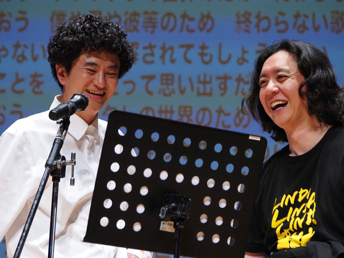 自生のケシ tweet media