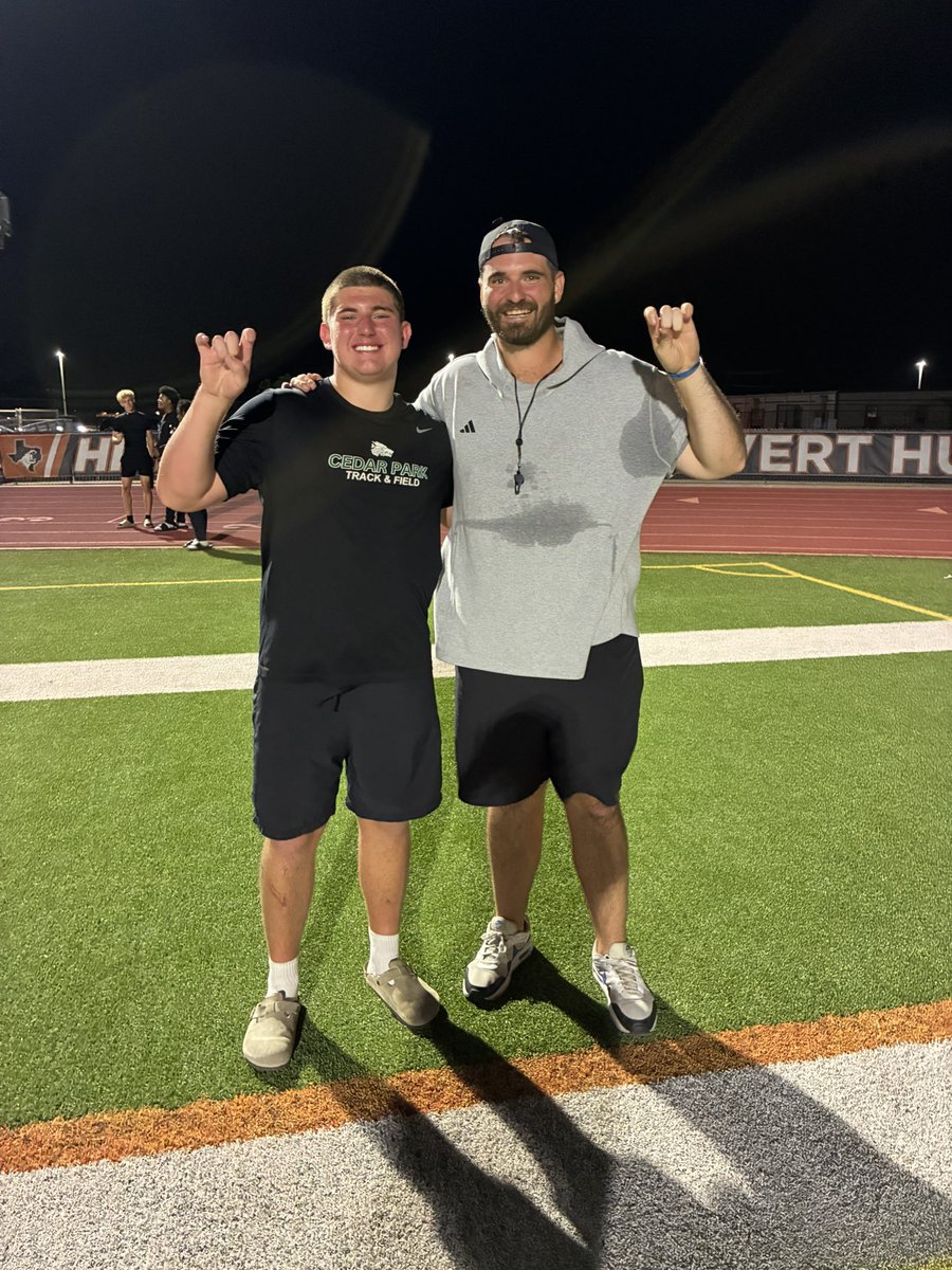 BungoBrock's tweet photo. Had a great time at @AngeloStateFB camp thank you @CoachBillWeber for the hospitality and coaching. Here’s some highlights, CAN PLAY ALL 5 POSITIONS

@Cedar_ParkFB @CoachQCPProud @CoachPedraza60 @BarksdaleBeau @_CoachPerez @coach_wright13 @AllenMarrow @RecruitsCenTex @GRIT_FIT_ https://t.co/soaKucE1K8