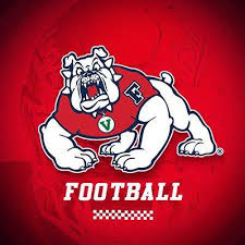 ElkhornSouthFB's tweet photo. We loved starting the day with a visit from @mhalloliver from @FresnoStateFB! Thanks for your continued interest in our players and in Storm football!

#RollStorm 🏈⚡️ https://t.co/BVuQMIyJfP