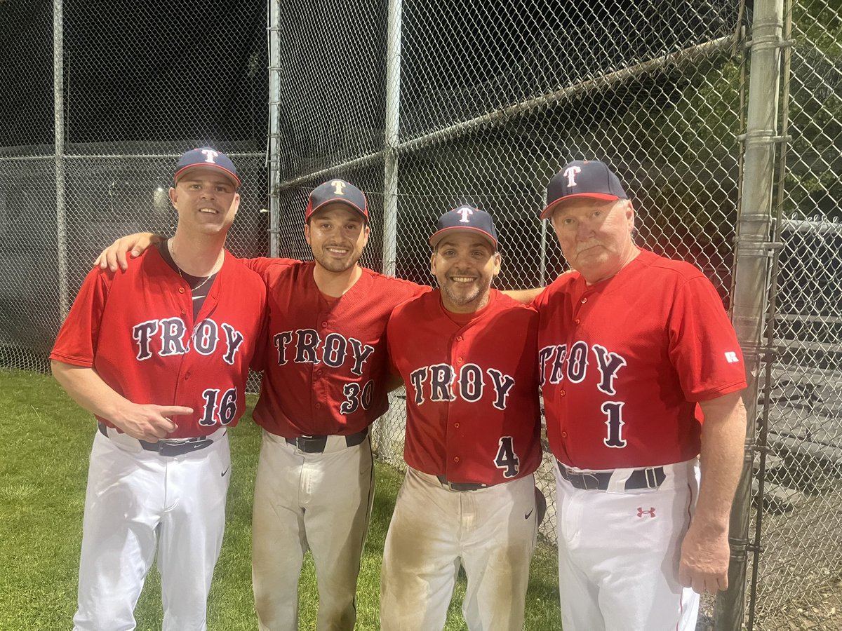 TroyHaymakers's tweet photo. Complete game for 47 year old Chris Yager! Win 1 of the year for the haymakers!                            @TroyHaymakers 2 @CphGators 1                                               Final Score @AlbanyTwilight 5/18/26 #baseball https://t.co/qwNNq6hwtb