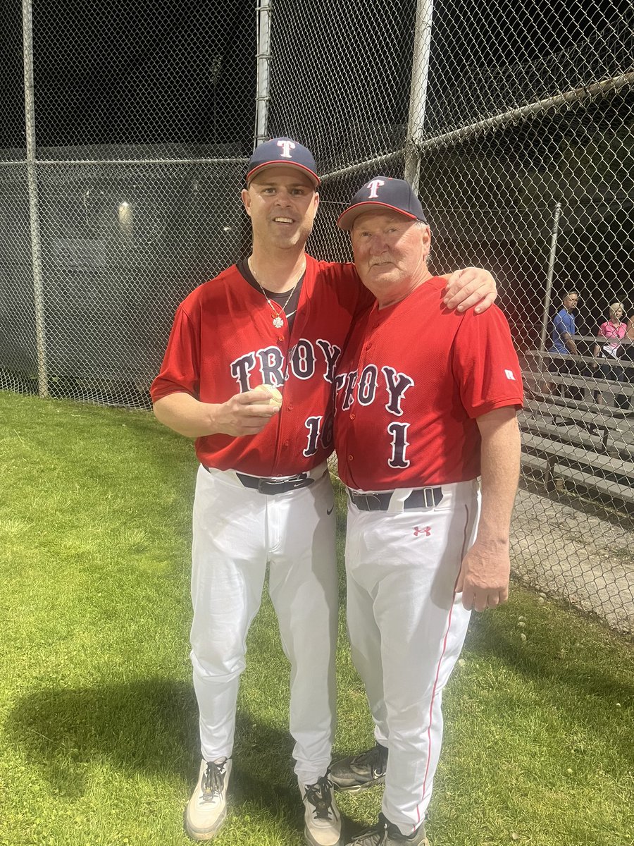 TroyHaymakers's tweet photo. Complete game for 47 year old Chris Yager! Win 1 of the year for the haymakers!                            @TroyHaymakers 2 @CphGators 1                                               Final Score @AlbanyTwilight 5/18/26 #baseball https://t.co/qwNNq6hwtb