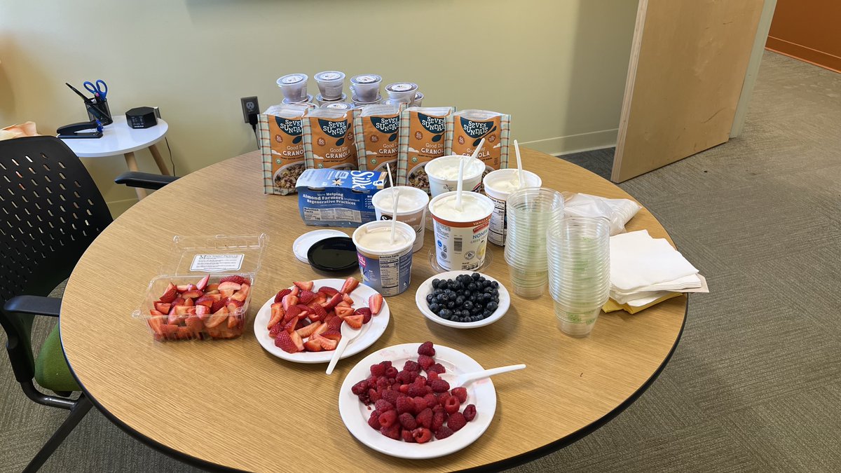 openarmsmn's tweet photo. A big heartfelt thank you to Seven Sundays for your generous granola donation! 🌟
We put it to great use during our Volunteer Appreciation Week, and we even had delicious leftovers to enjoy in the office this past week. Thank you for fueling our incredible volunteers and staff! https://t.co/SdZnClA6fE