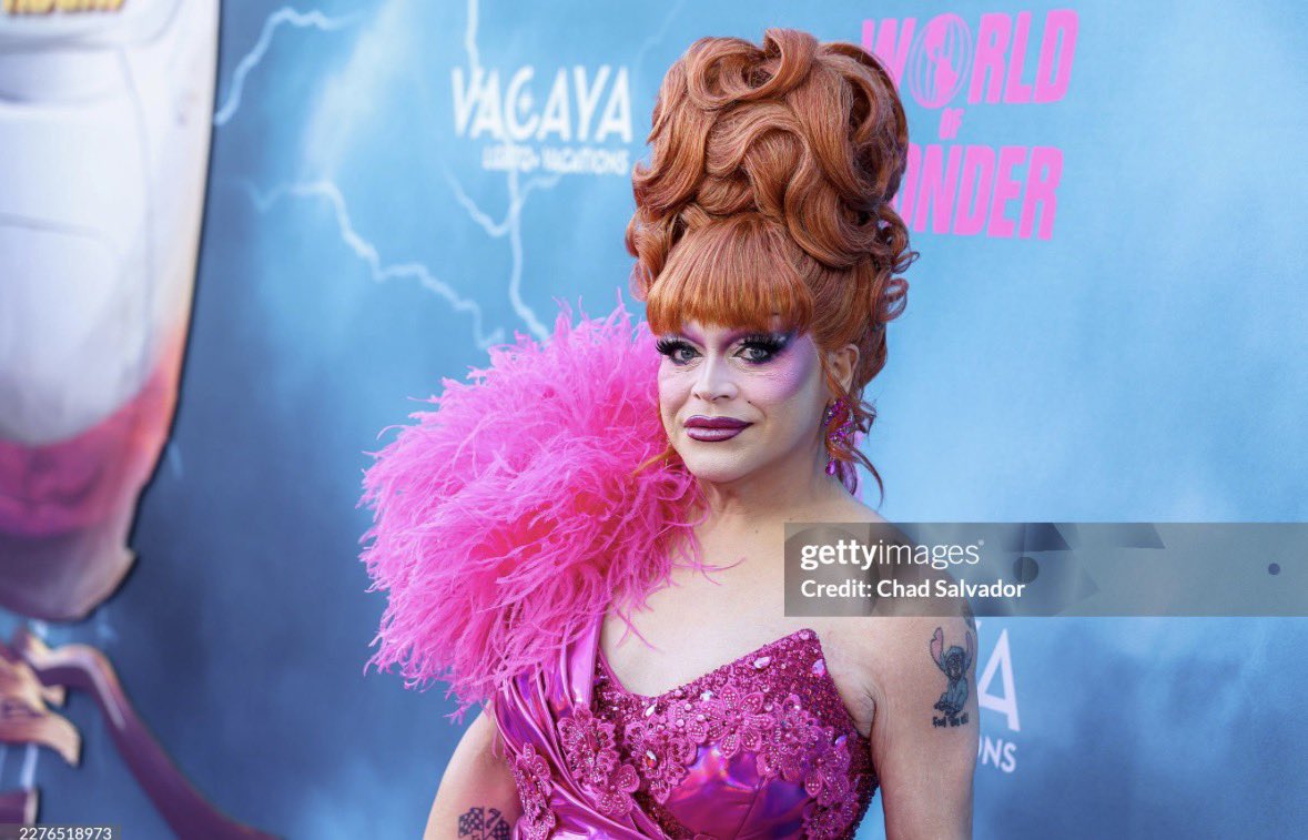 Drag Crave tweet media