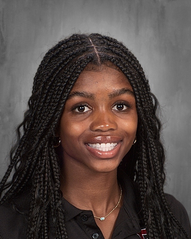 DivineChildAthl's tweet photo. Freshman Jordane Falvey is a finalist for the Free Press Athlete of the Week. She excelled Saturday while helping the girls track and field team win a regional championship. Please show her some love and vote for her here: https://t.co/CpBtqZlL7R @DCGirlsTF @DCGBball https://t.co/1sJdTitRUw