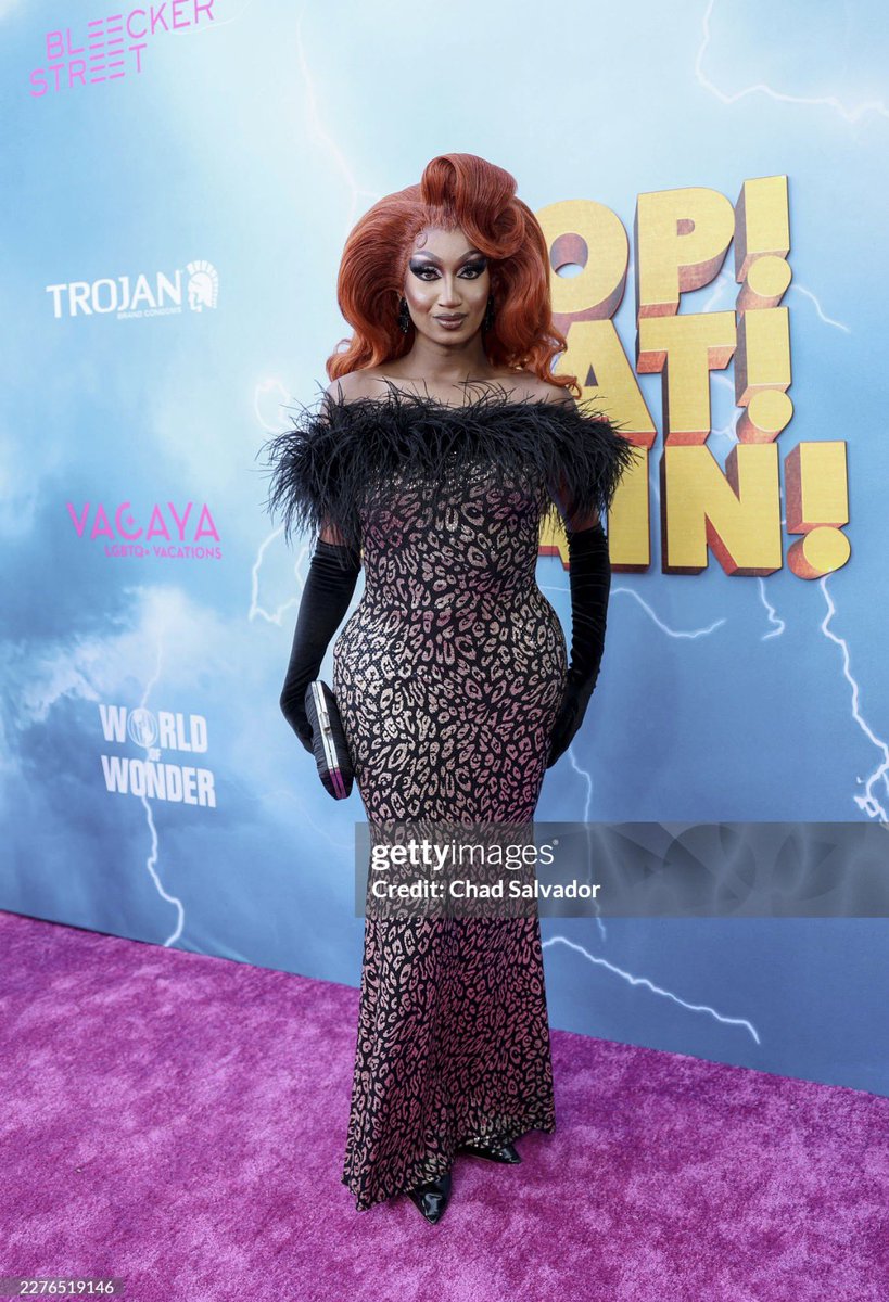 Drag Crave tweet media