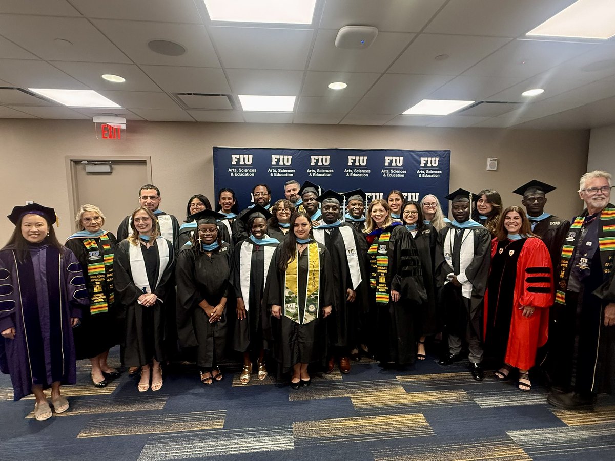 AmyLiphd's tweet photo. Congratulations to the 2026 graduates!! The faculty are so proud of you! @FIU @FIUCASE https://t.co/j3GiXdebUD