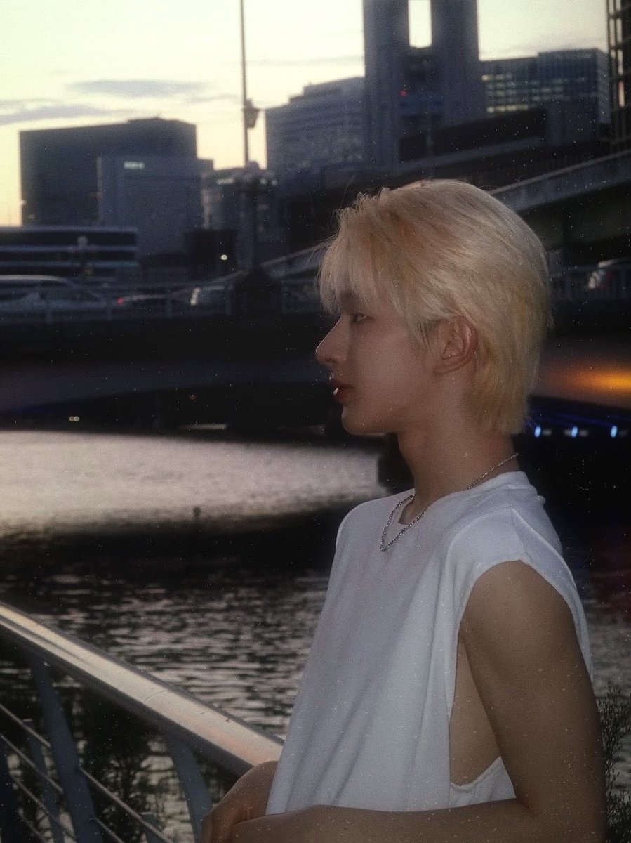 yubeyblade_'s tweet photo. my blonde leader. ♡

#NEX2YSelcaDay #NX2SD #NEXZ #NEX2Y #토모야 #TOMOYA 

cc: @NEXZ_official https://t.co/KEfYn5RiO0
