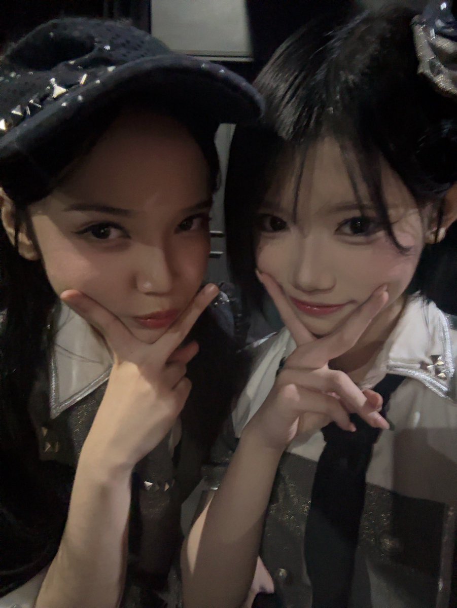 Kimmy_JKT48's tweet photo. HMMMMM LADIEZZZZZ MAKASIU BANYAK SHOW HARI INI YAHHHH HMMMMCCCC 💋💋💋💋🥶🥶🥶🥶🫶🏻🫶🏻🫶🏻🫶🏻🫶🏻 https://t.co/Md739BEOi3