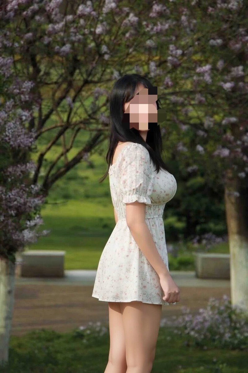sissycdlwho's tweet photo. 耿同学这事情…我大概在他宿舍更新视频时期就关注了，感觉是难得的勇敢人😂现在各种课题组的情况，学术造假大概率是最小的问题，以我上学期间的经历看，玩师妹，玩ts，甚至是直接打经费的主意，这才是常态，至于通过学术造假去骗经费的，是算有道德底线的
退一步说，能拿出来做视频，能有多敏感？ https://t.co/1XNvfyznmq