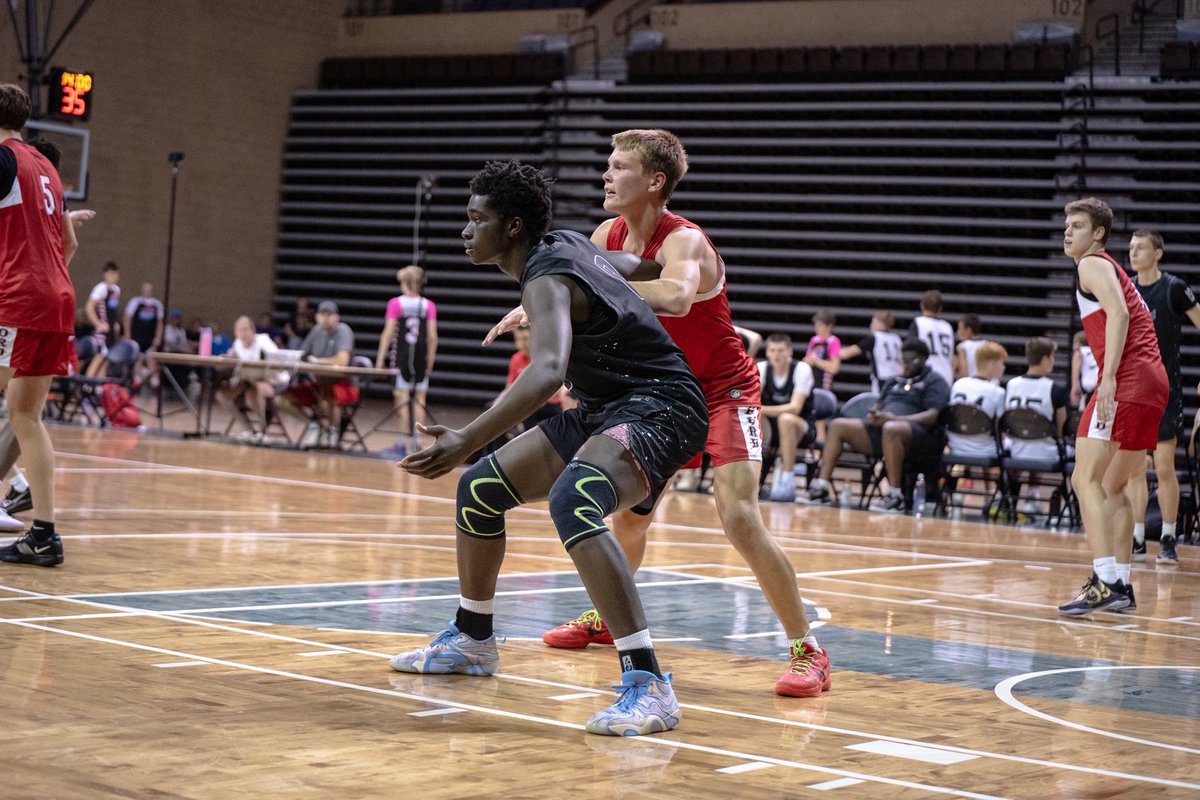 MNHeatDedina's tweet photo. Big Weekend for BIG Z as he lead our team in rebounding. Much of what @ZeidNdiaye has been doing this spring has went under the radar because it’s just not as flashy, but he continues to prove that his best basketball is going to continue to present itself. https://t.co/28acoGXTPJ