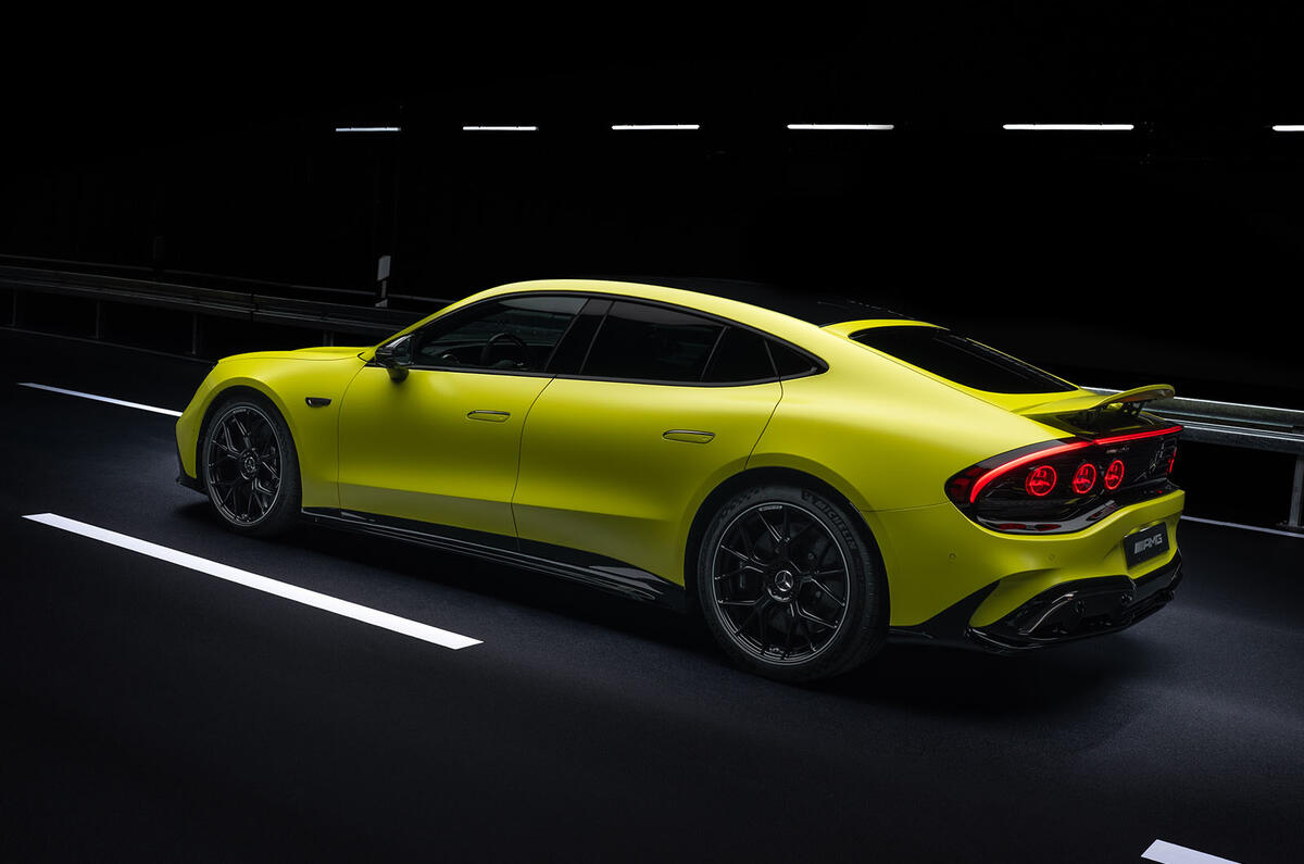 Autocar tweet media