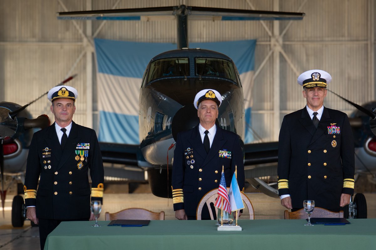 SA_Defensa's tweet photo. 📍#Argentina / #Uruguay / #UnitedStates (🇦🇷/🇺🇾/🇺🇸)

The United States is set to donate ISR sensors and cameras to the @Armada_Arg &amp; @Armada_Uruguay for fisheries and EEZ monitoring and patrol duties.

Both nations have been fighting a rise in illegal offshore fishing. https://t.co/LVyRuYmUIE