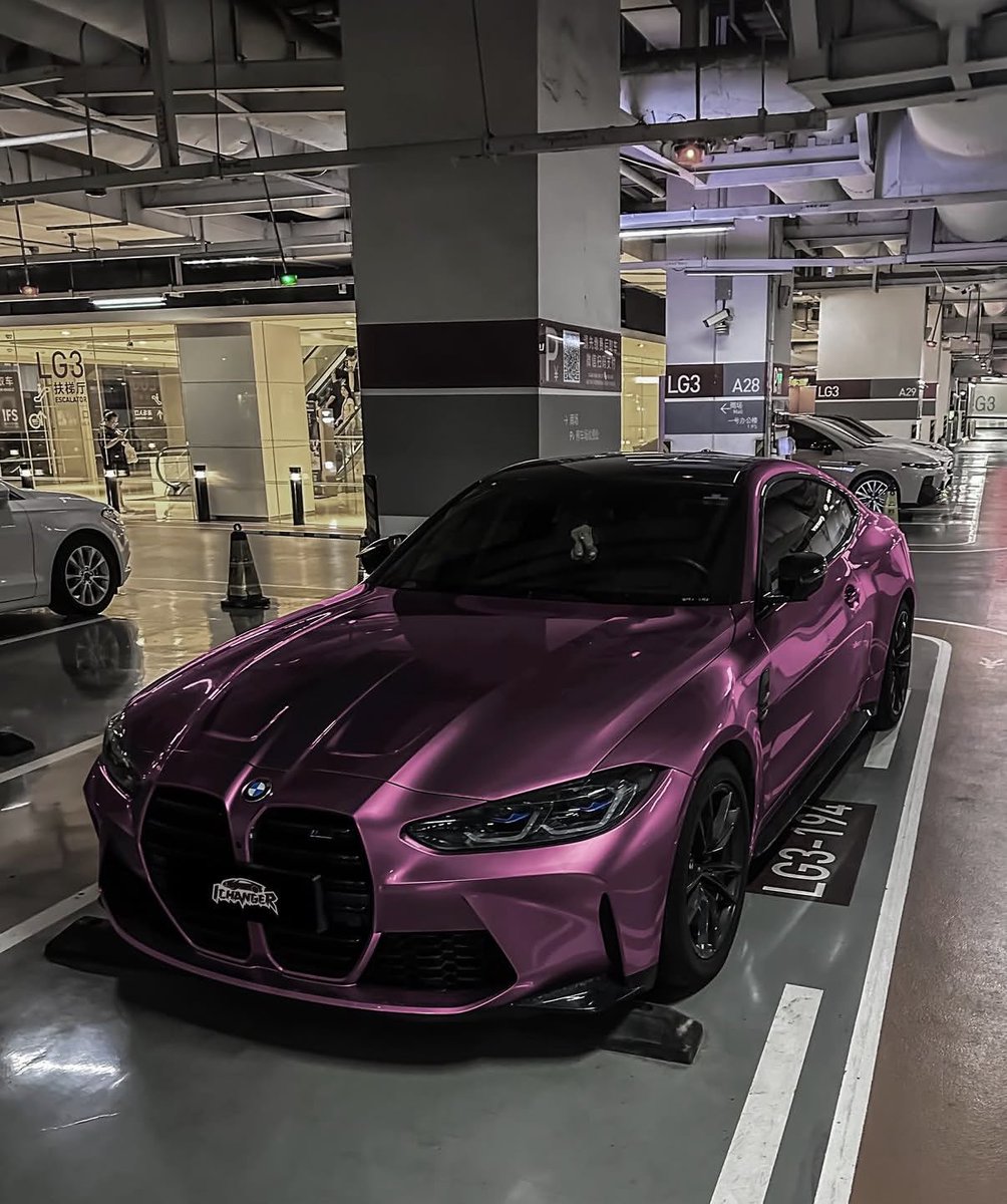 LUX Cars tweet media
