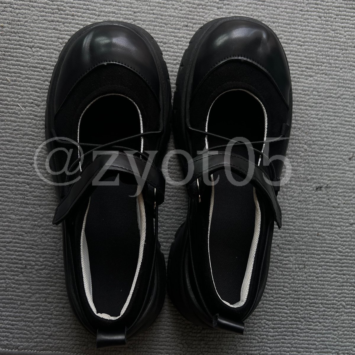 zyot05's tweet photo. ส่งต่อรองเท้าแมรี่เจน walkin.shoe 
Size 40 ยาว 24.8 cm. เสริมส้น 4.5 cm.

300.- รวมส่ง

#ส่งต่อรองเท้า #ส่งต่อรองเท้าผ้าใบมือสอง #ส่งต่อเสื้อผ้ามือสอง #ส่งต่อเสื้อผ้ามือสองสภาพดี https://t.co/z1KMN4NMEQ