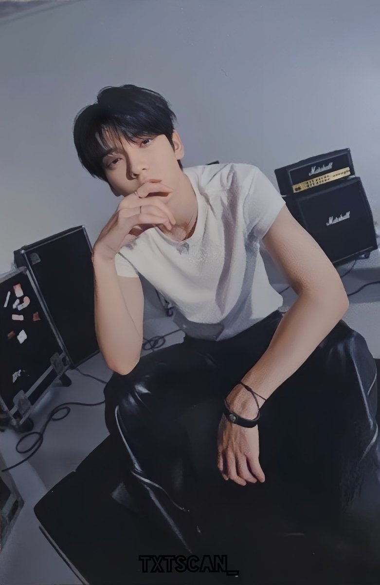 txtscan_'s tweet photo. 🧡PHOTOCARD SCAN🧡
2026 TXT MOA CON JAPAN 
HOODIE PHOTOCARD 

#SOOBIN #YEONJUN #TOMORROW_X_TOGETHER

@TXT_bighit @TXT_members https://t.co/t4U39J30N6