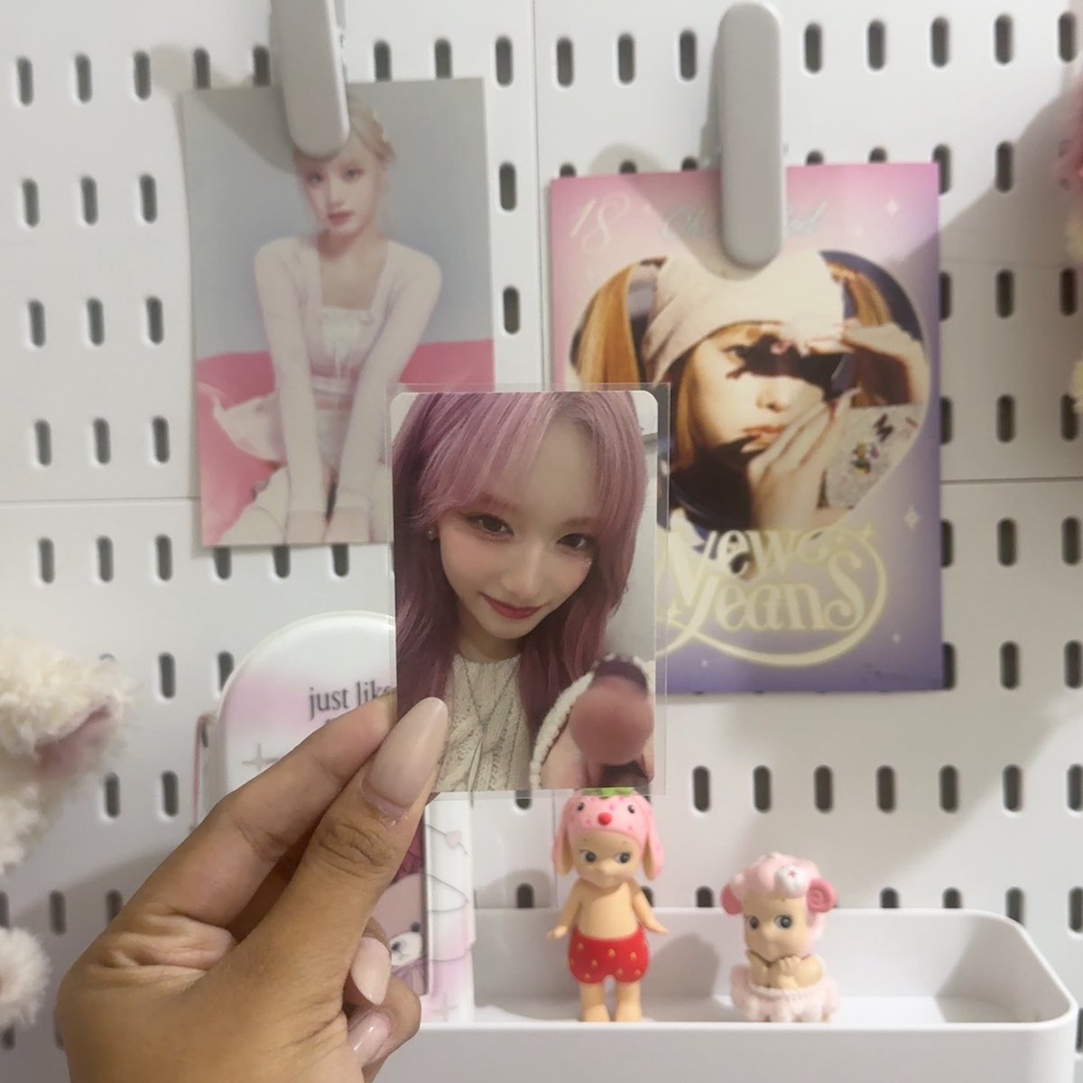 bblyumi's tweet photo. ( #wtsyumi ) 

 — ☆ﾐ iseo turo (₱90) 
          onhand ! mint condi. 
          1 week res w nrdp, ok! 

      ⌕ https://t.co/vSKqUJp6eh 

# wts lfb ph ive empathy makestar ms round 2 leeseo pob photocard pc https://t.co/CbMn6zpthb