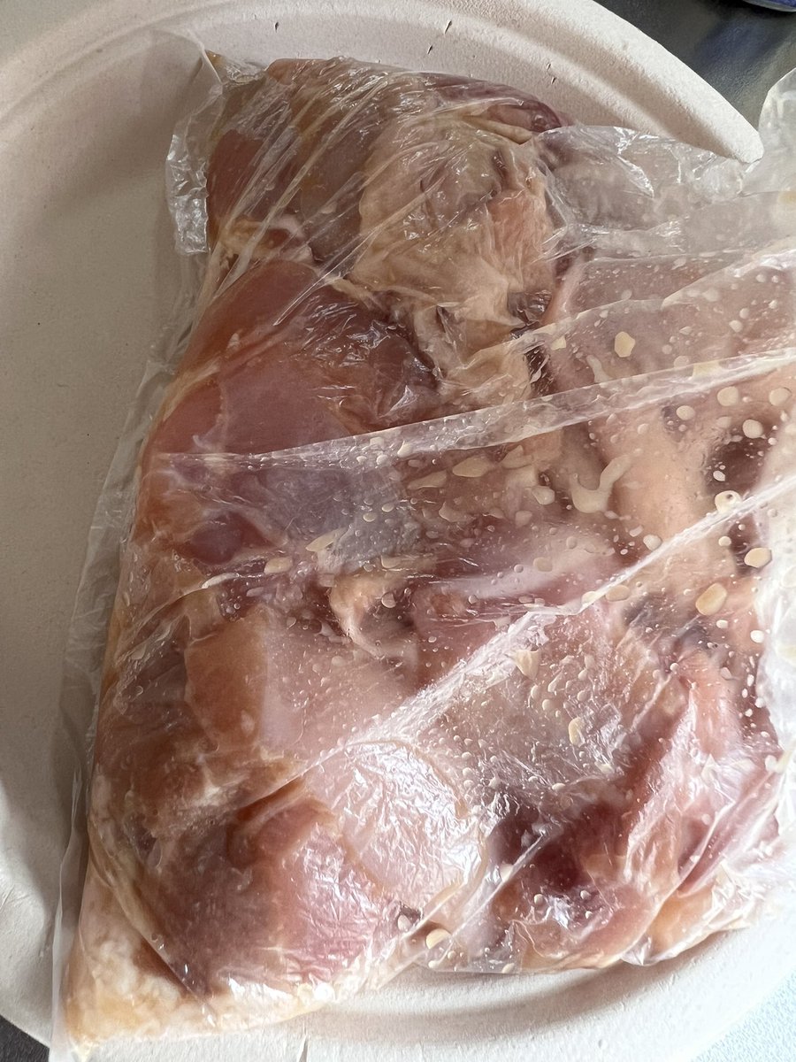 明日の夜のお楽しみです🍗 