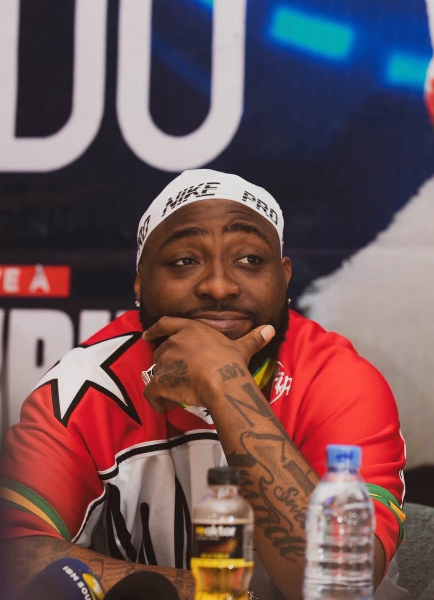 FANOF@DAVIDO tweet media