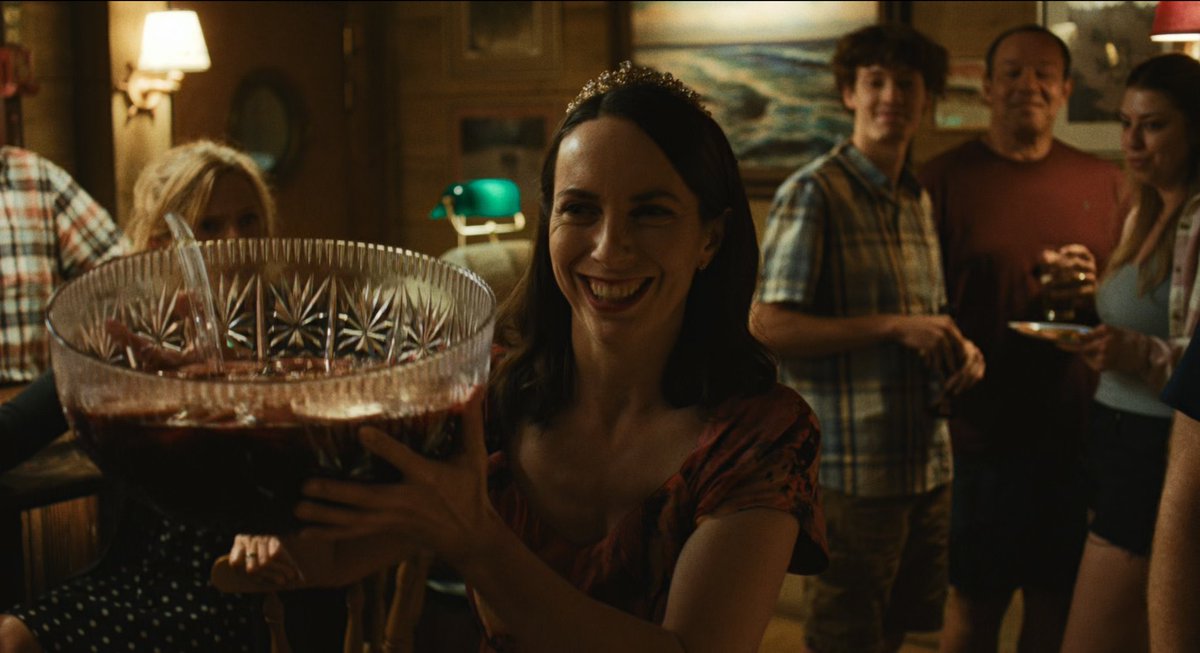 ribscore's tweet photo. she was so excited to drug her entire party https://t.co/c49WiNgap6