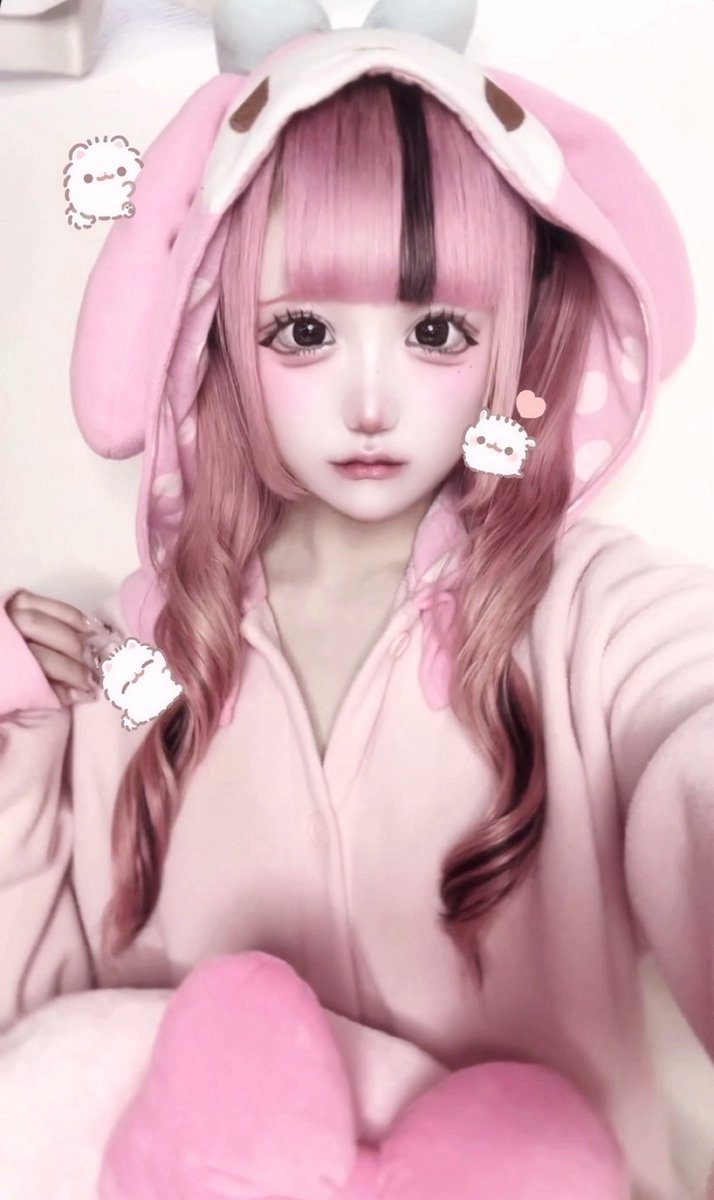 uwpa_'s tweet photo. 全頭ピンク戻したい欲(˚ ˃̣̣̥ω˂̣̣̥ )🎀 https://t.co/MHZC5uA3Sr